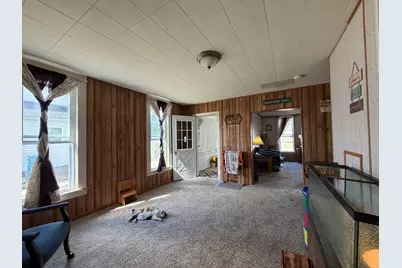 405 E Seminary Avenue, Hoopeston, IL 60942 - Photo 12