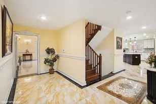 46 Hamilton Ln, Oak Brook, IL 60523 - Photo 20