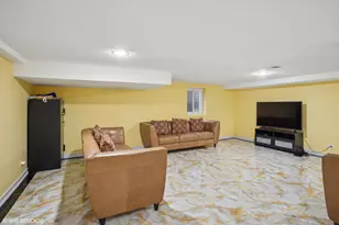 46 Hamilton Ln, Oak Brook, IL 60523 - Photo 46