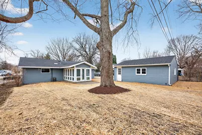 301 River Drive, Dekalb, IL 60115 - Photo 30