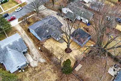 301 River Drive, Dekalb, IL 60115 - Photo 6