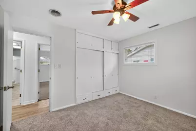 301 River Drive, Dekalb, IL 60115 - Photo 22