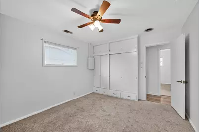 301 River Drive, Dekalb, IL 60115 - Photo 24