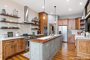 200 Hollow Way, Ingleside, IL 60041 - Photo 8