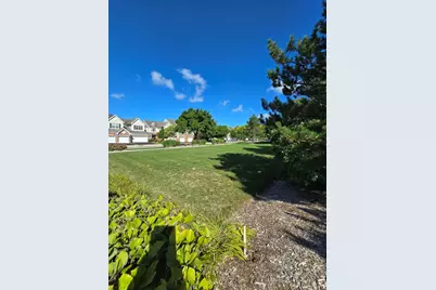 1121 Iron Horse Court, Elgin, IL 60124 - Photo 8