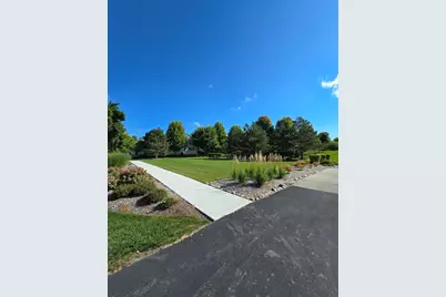 1121 Iron Horse Court, Elgin, IL 60124 - Photo 4