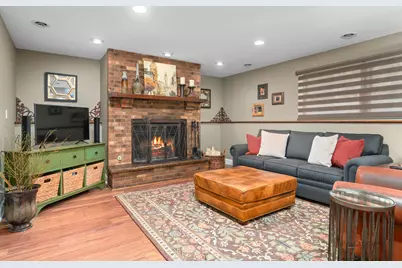 610 Blue Spruce Lane, Mundelein, IL 60060 - Photo 18