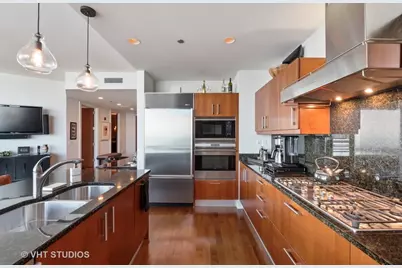 401 N Wabash Avenue #67G, Chicago, IL 60611 - Photo 6