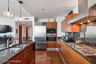 401 N Wabash Ave, Chicago, IL 60611 - Photo 6