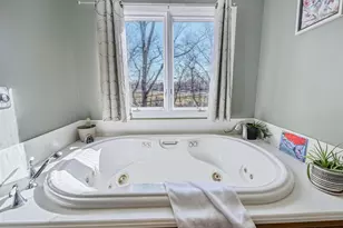 1903 E Hopi Ln, Mount Prospect, IL 60056 - Photo 24