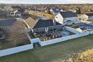 542 Doxbury Ln, New Lenox, IL 60451 - Photo 2