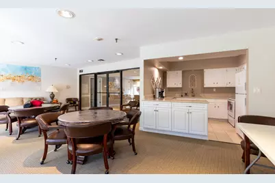 701 Lake Hinsdale Drive #306, Willowbrook, IL 60527 - Photo 24