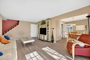 4621 High Point Dr, Rockford, IL 61114 - Photo 6