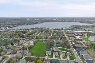 35 Beech Dr, Lake Zurich, IL 60047 - Photo 28