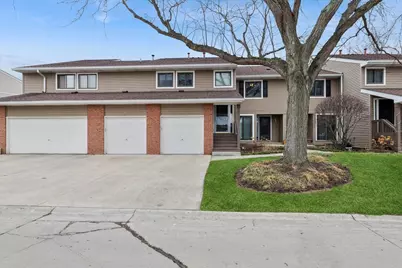 223 Winding Oak Lane, Buffalo Grove, IL 60089 - Photo 1