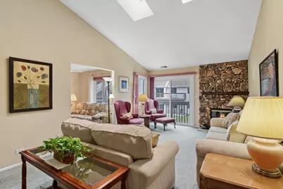 [Address not provided], Buffalo Grove, IL 60089 - Photo 12