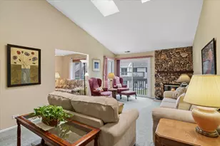 223 Winding Oak Ln, Buffalo Grove, IL 60089 - Photo 12