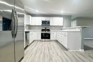 3108 Elizabeth Ave, Zion, IL 60099 - Photo 14