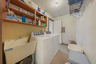 184 S Circle Ave, Bloomingdale, IL 60108 - Photo 18