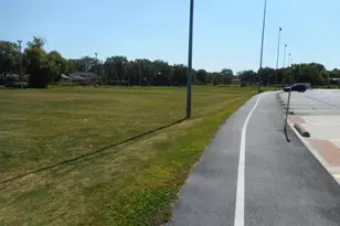 184 S Circle Ave, Bloomingdale, IL 60108 - Photo 26