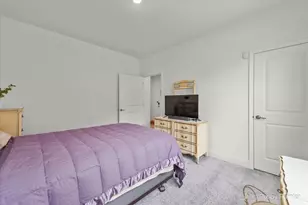 [Address not provided], South Elgin, IL 60177 - Photo 18