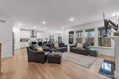 [Address not provided], South Elgin, IL 60177 - Photo 12