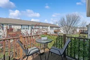 3099 Falling Waters Ln, Lindenhurst, IL 60046 - Photo 16