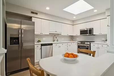 5 S Pine Street #506B, Mount Prospect, IL 60056 - Photo 10