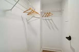 5 S Pine St, Mount Prospect, IL 60056 - Photo 18