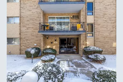 10117 S Cicero Avenue #206, Oak Lawn, IL 60453 - Photo 1