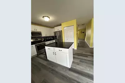 934 Derby Drive, Plano, IL 60545 - Photo 8