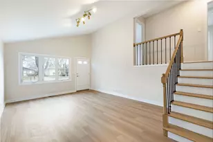 350 N Central Ave, Wood Dale, IL 60191 - Photo 4