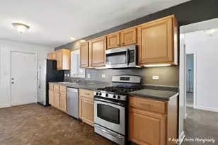 2936 Witchwood Ln, Waukegan, IL 60087 - Photo 12