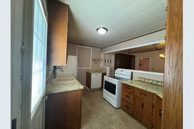 602 E Webster Street, Clifton, IL 61727 - Photo 8