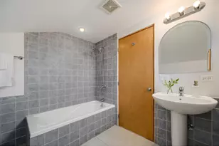 2801 W Eastwood Ave, Chicago, IL 60625 - Photo 20