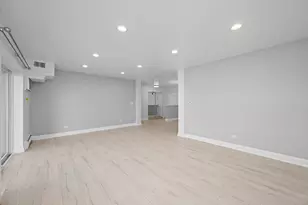 525 S Cleveland Ave, Arlington Heights, IL 60005 - Photo 10