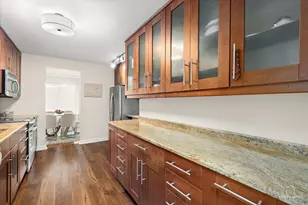 1405 E Central Rd, Arlington Heights, IL 60005 - Photo 18