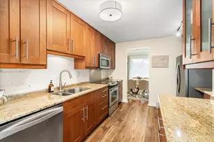 1405 E Central Rd, Arlington Heights, IL 60005 - Photo 16