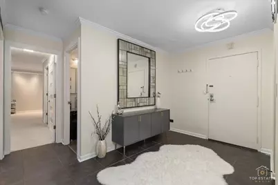 1405 E Central Road #222C, Arlington Heights, IL 60005 - Photo 2