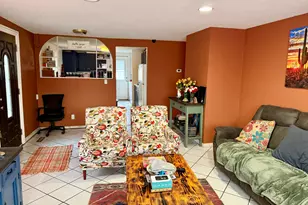 827 Monroe Ave, Carpentersville, IL 60110 - Photo 6