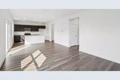 992 Sapphire Lane, Montgomery, IL 60538 - Photo 6