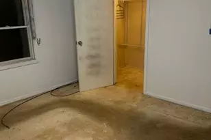 18019 Lorenz Ave, Lansing, IL 60438 - Photo 6