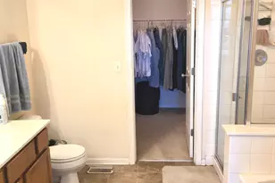 960 Bluebell Cir, Joliet, IL 60431 - Photo 10