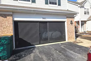 960 Bluebell Cir, Joliet, IL 60431 - Photo 24