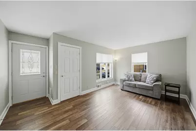 838 N Dement Avenue, Dixon, IL 61021 - Photo 4