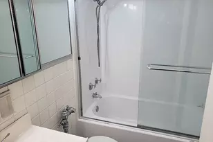 3950 N Lake Shore Dr, Chicago, IL 60613 - Photo 12