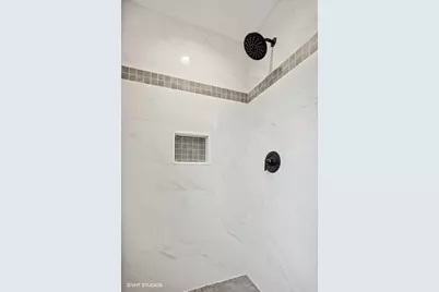 2233 N 77th Court, Elmwood Park, IL 60707 - Photo 14