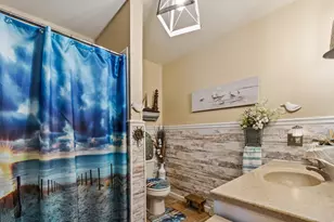 1934 Philip Dr, Dixon, IL 61021 - Photo 32