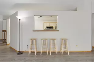 1505 Commodore Ct, Schaumburg, IL 60193 - Photo 8