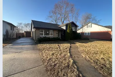 5009 W 101st Street, Oak Lawn, IL 60453 - Photo 1